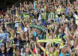 fenerbahce-taraftari-devrim-yapti